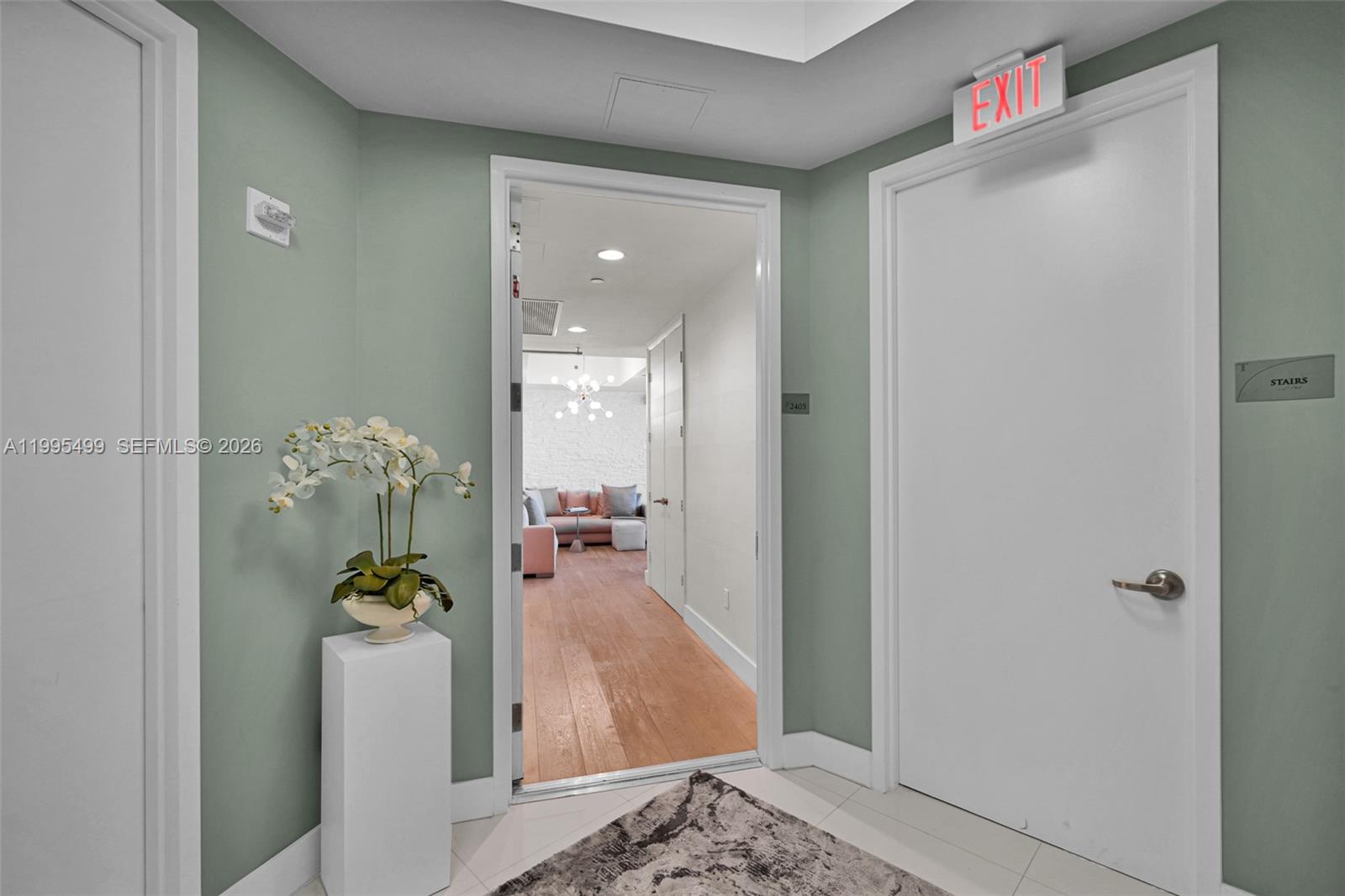 15901 Collins Ave #2405, Sunny Isles Beach FL 33160