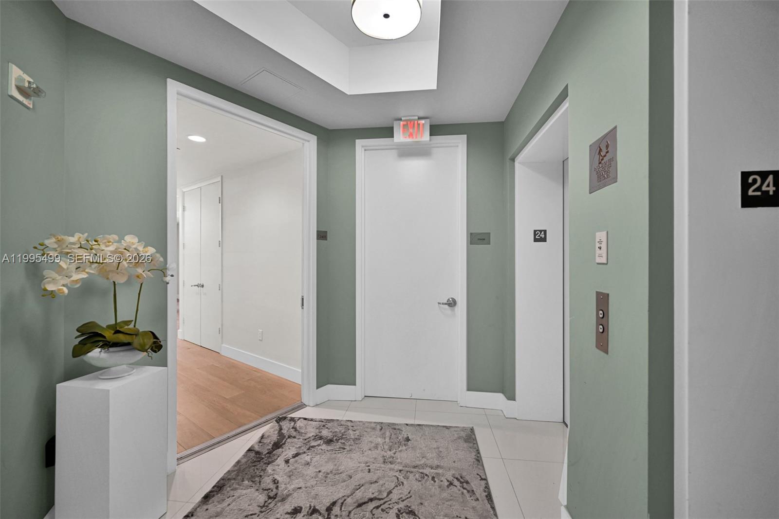 15901 Collins Ave #2405, Sunny Isles Beach FL 33160