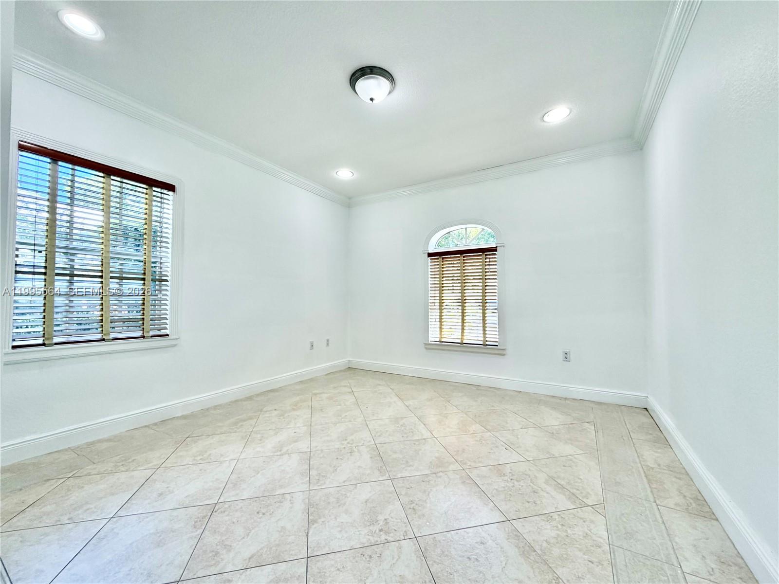 5023 NW 94th Doral Pl #5023, Doral FL 33178