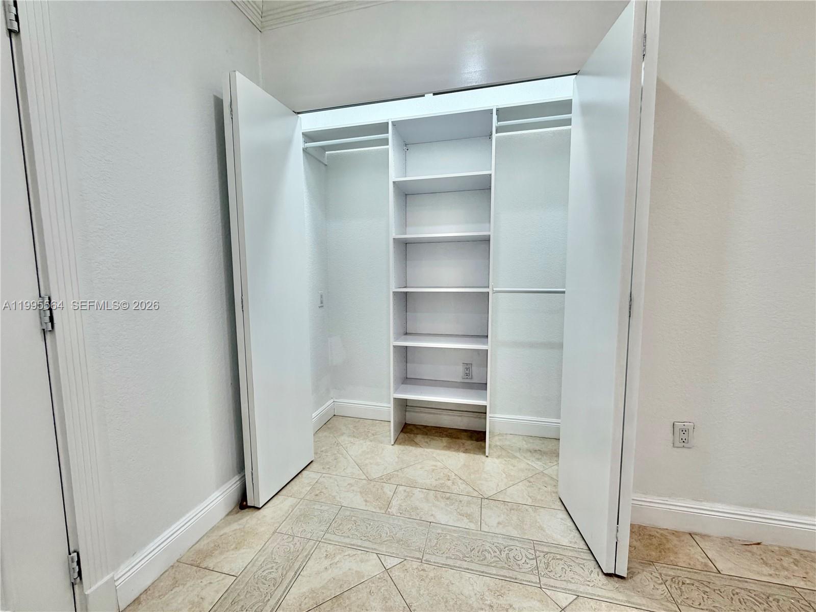 5023 NW 94th Doral Pl #5023, Doral FL 33178