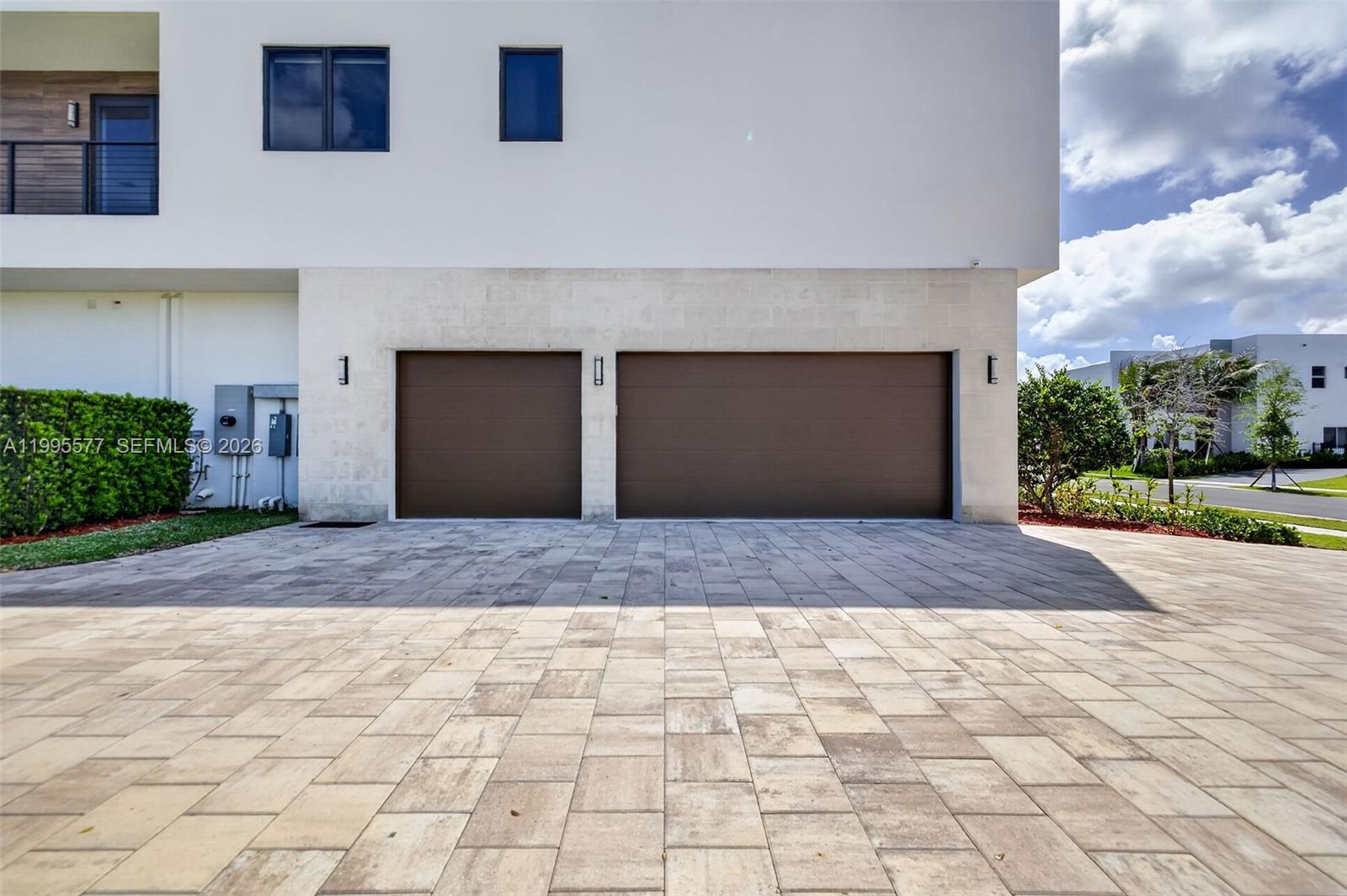 16709 Botaniko Drive North, Weston FL 33326