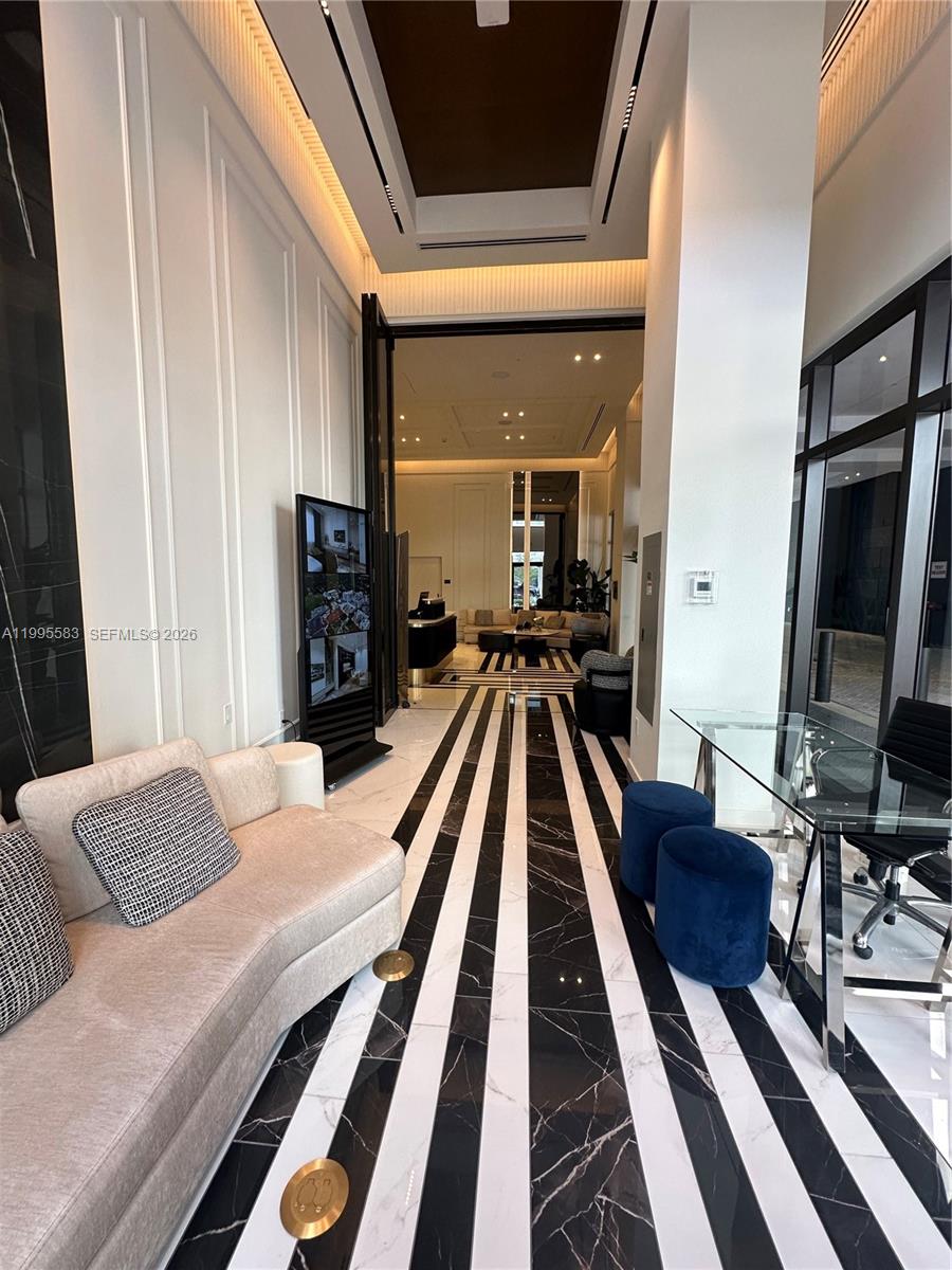 4220 Laguna St #308, Coral Gables FL 33146