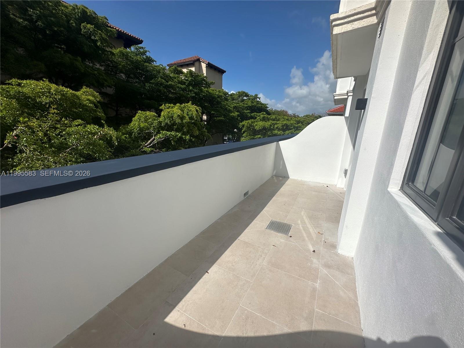 4220 Laguna St #308, Coral Gables FL 33146