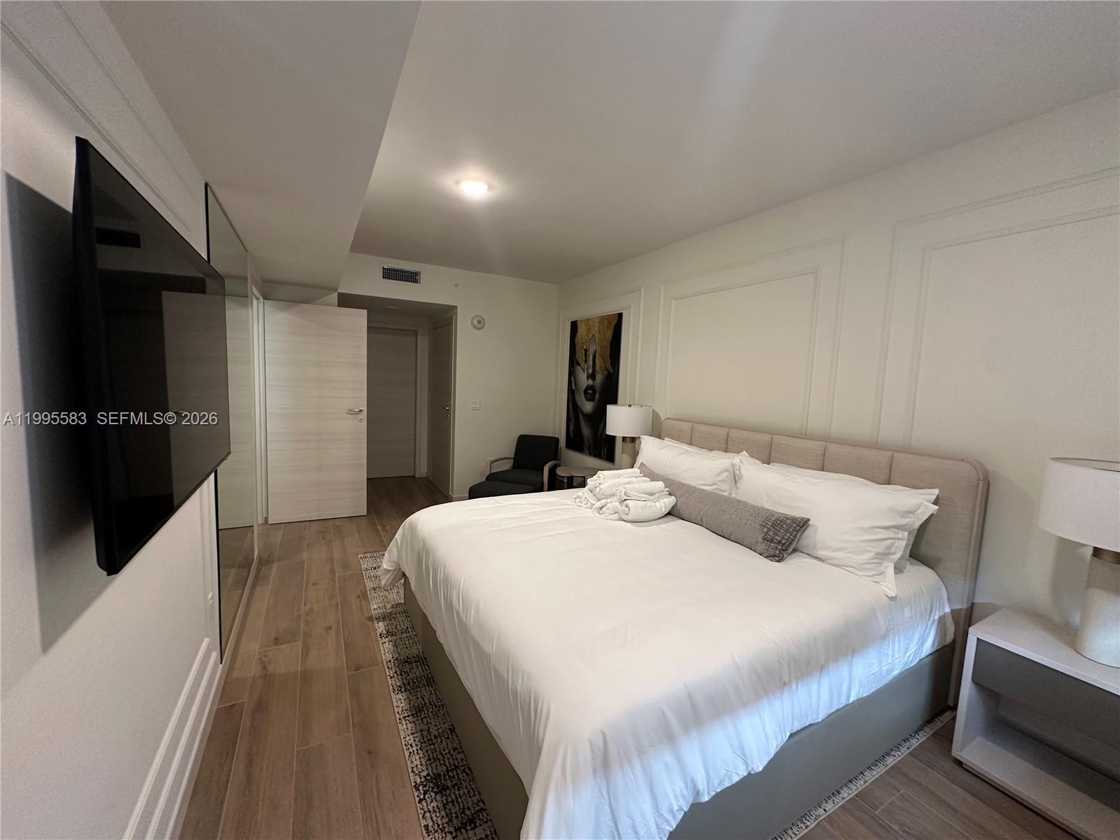 4220 Laguna St #308, Coral Gables FL 33146