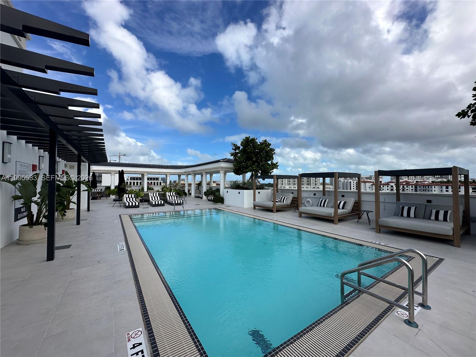 4220 Laguna St #308, Coral Gables FL 33146