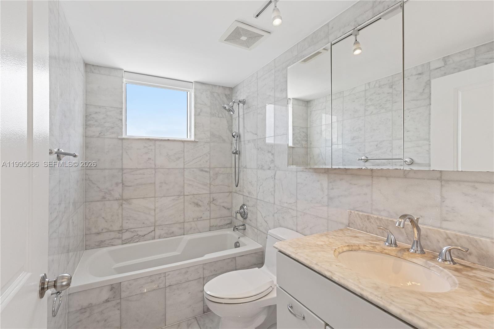 1250 S Miami Ave #3506, Miami FL 33130
