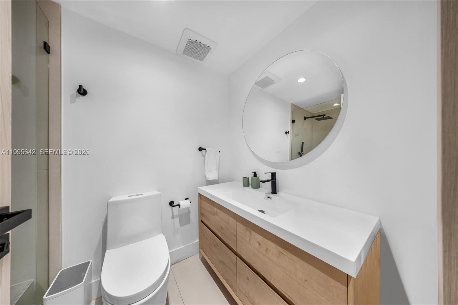 701 Brickell Key Blvd #1112, Miami FL 33131