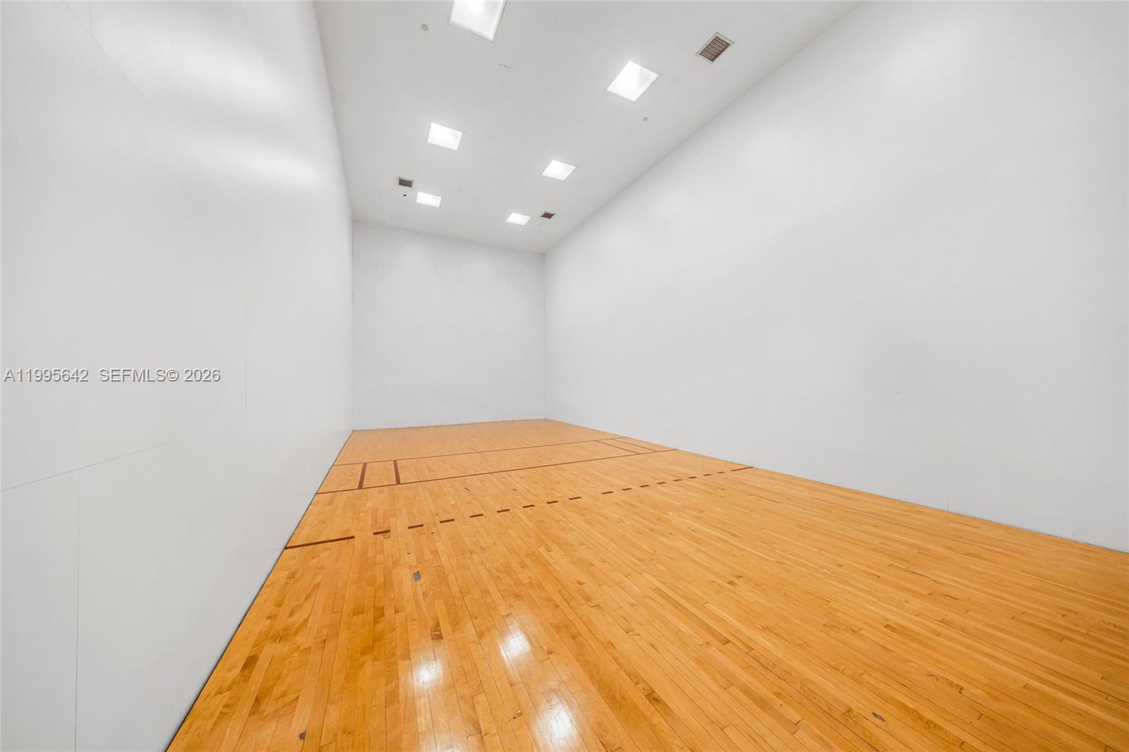 701 Brickell Key Blvd #1112, Miami FL 33131