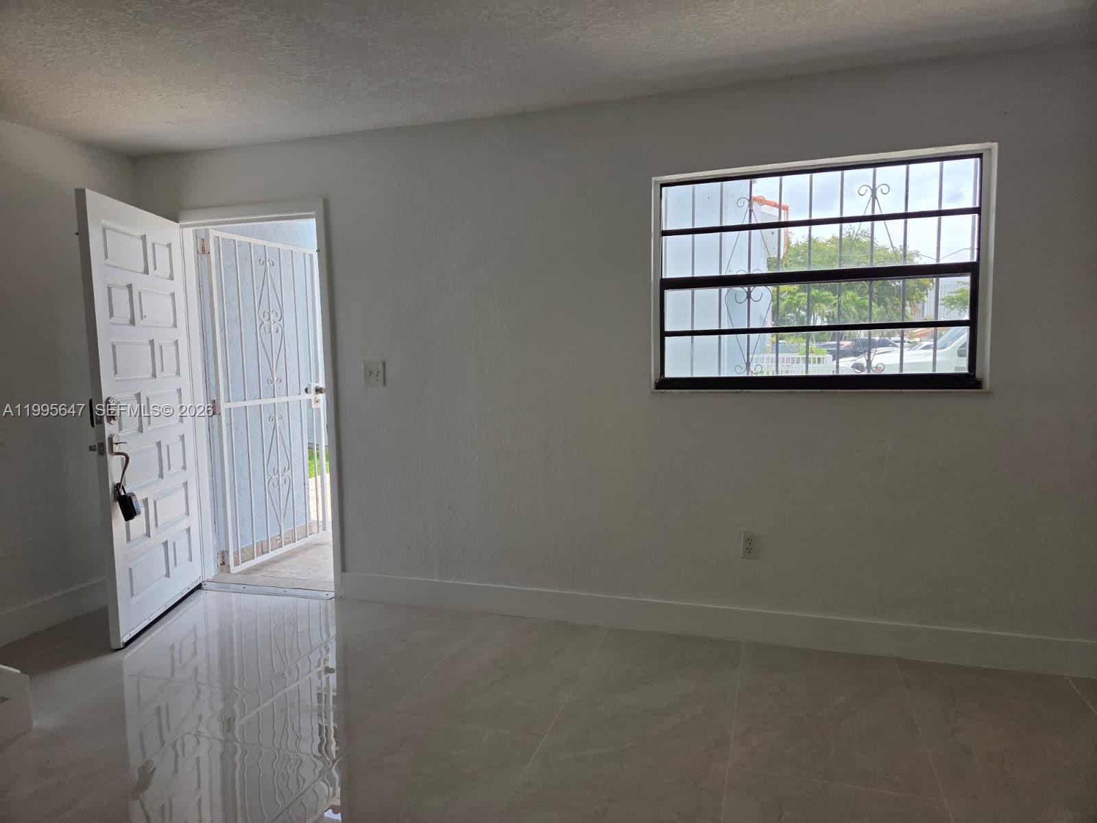 550 SW 115th Ave #405H, Sweetwater FL 33174