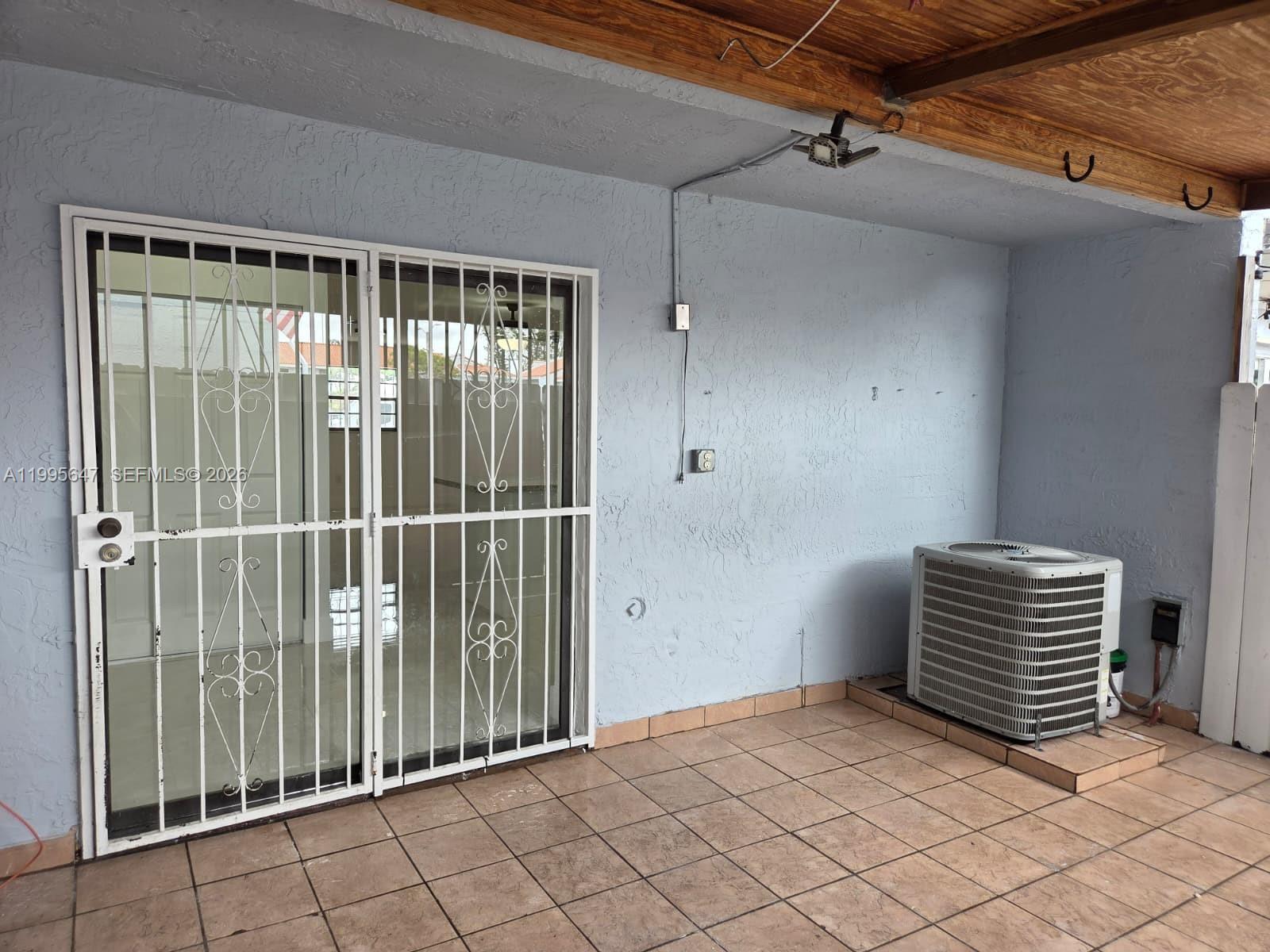 550 SW 115th Ave #405H, Sweetwater FL 33174