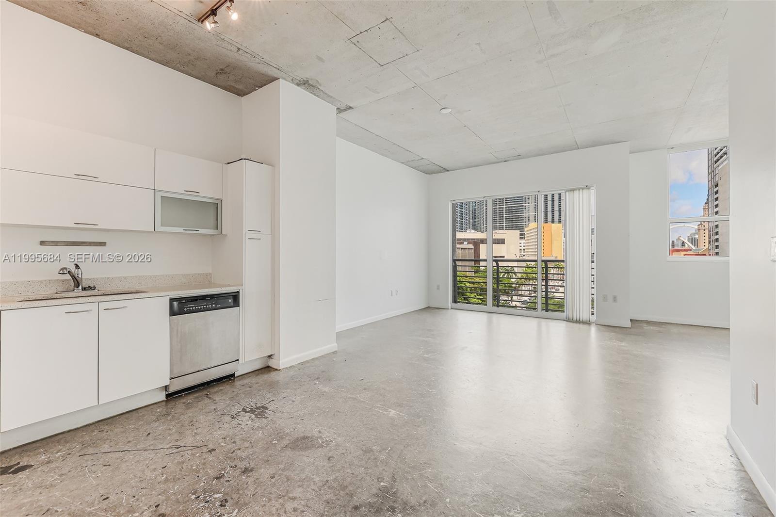 133 NE 2nd Ave #611, Miami FL 33132