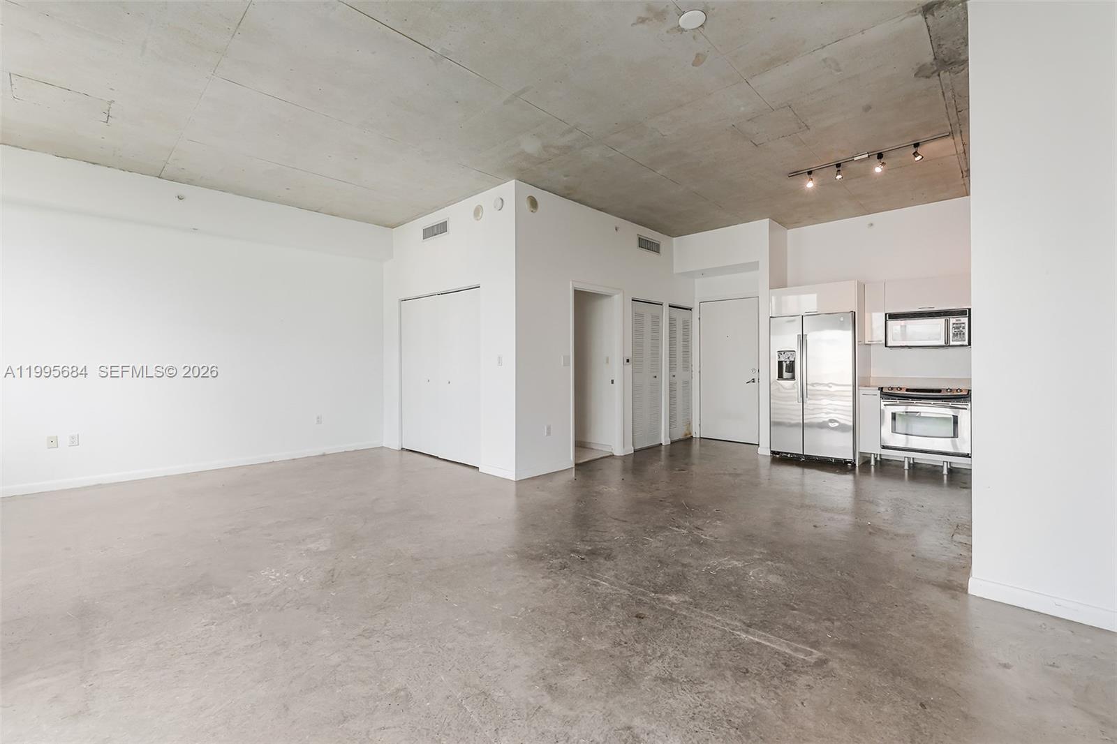 133 NE 2nd Ave #611, Miami FL 33132