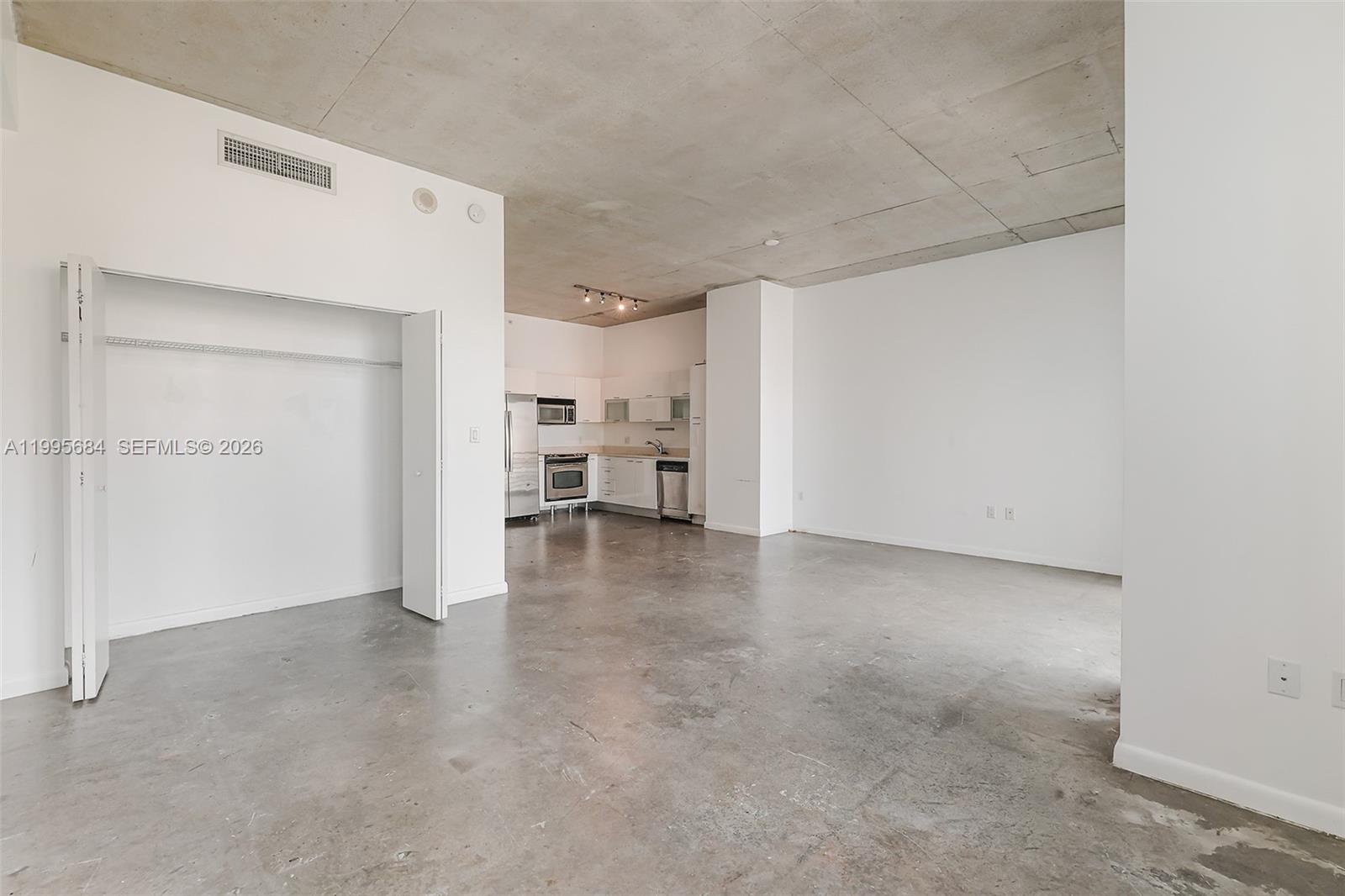 133 NE 2nd Ave #611, Miami FL 33132