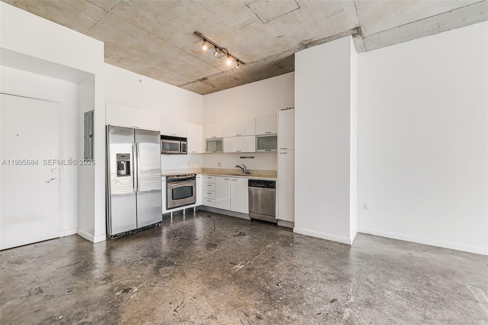 133 NE 2nd Ave #611, Miami FL 33132