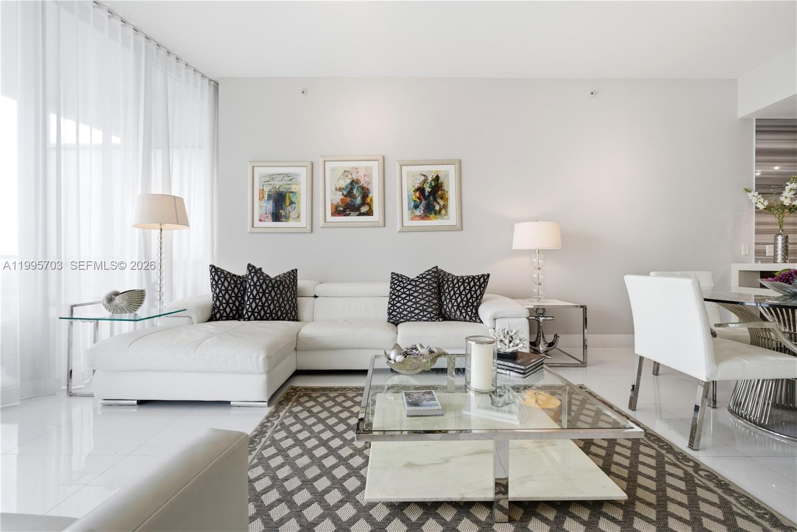 1100 Biscayne Blvd #2902, Miami FL 33132