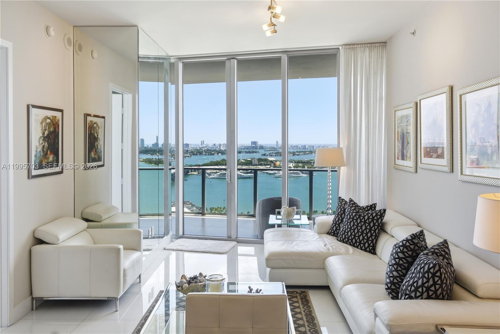 1100 Biscayne Blvd #2902, Miami FL 33132