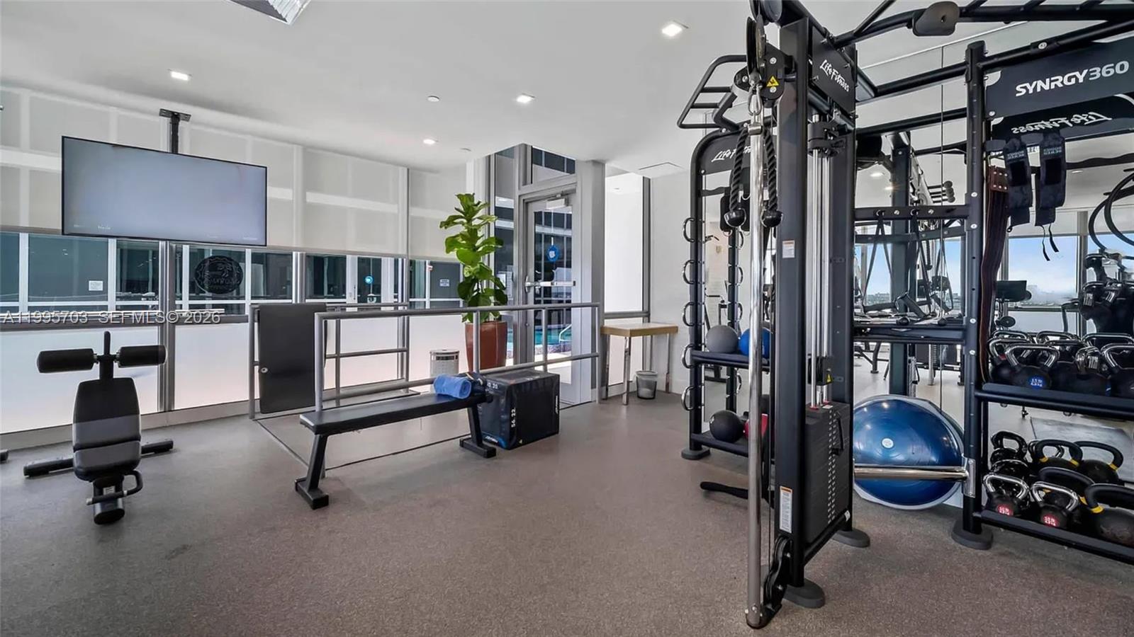 1100 Biscayne Blvd #2902, Miami FL 33132
