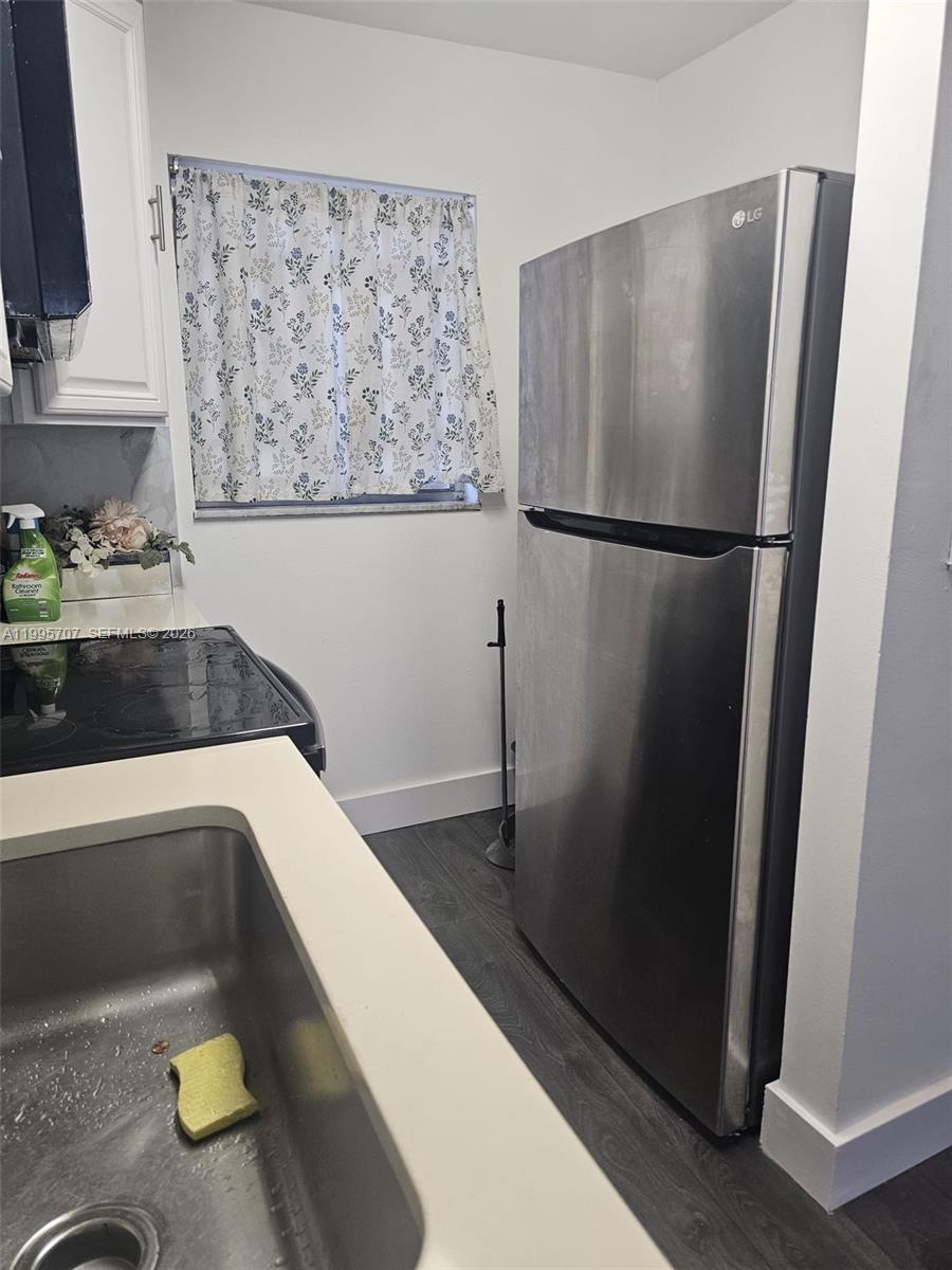 6055 W 19th Ave #209, Hialeah FL 33012