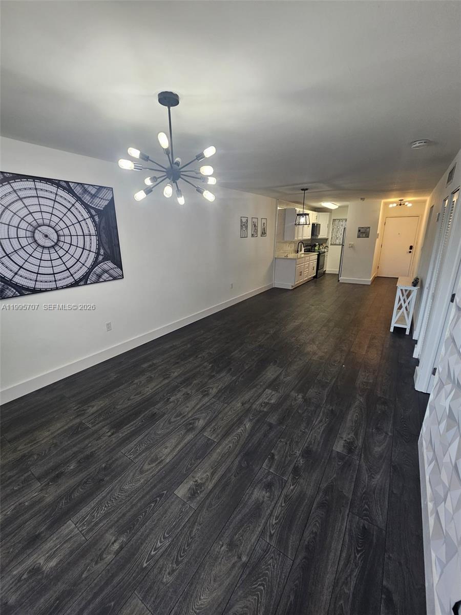 6055 W 19th Ave #209, Hialeah FL 33012