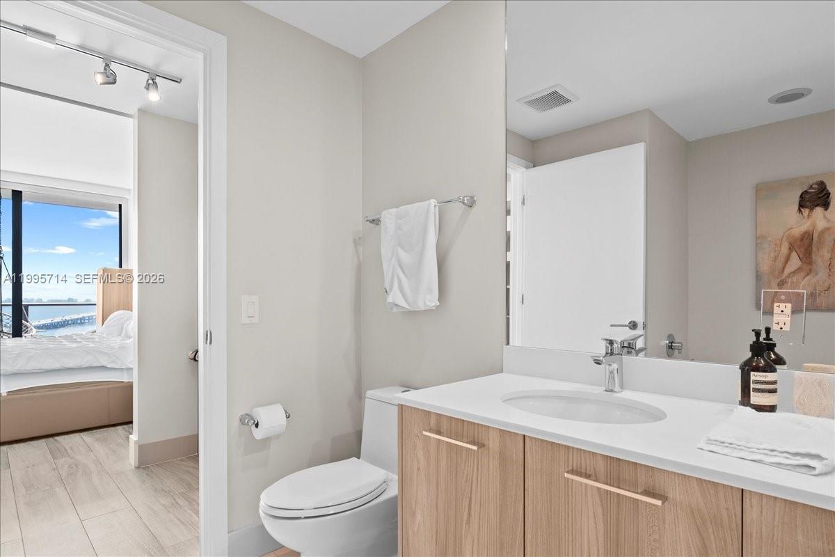 501 NE 31st St #1201, Miami FL 33137
