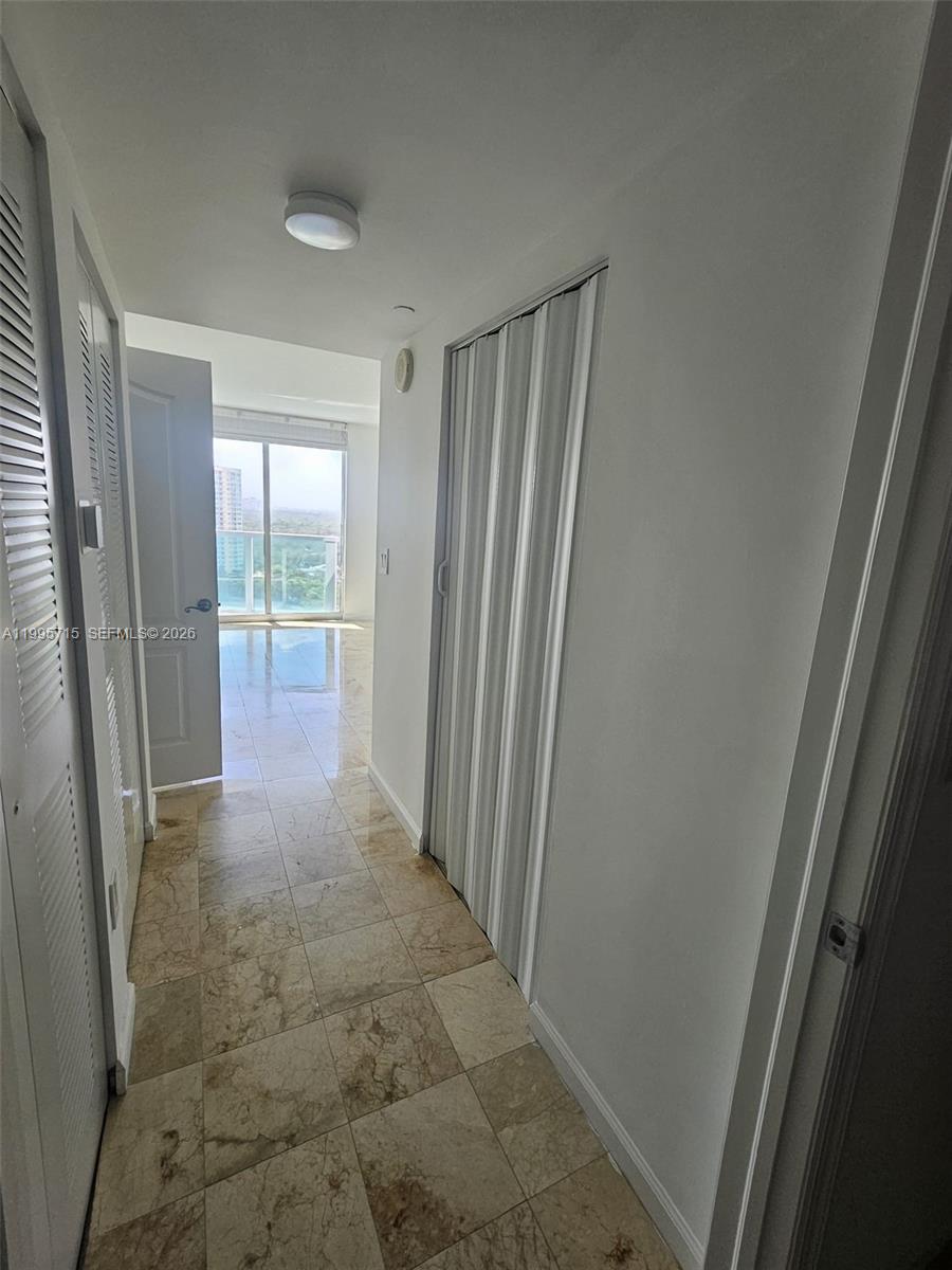 2101 Brickell Ave #2111, Miami FL 33129