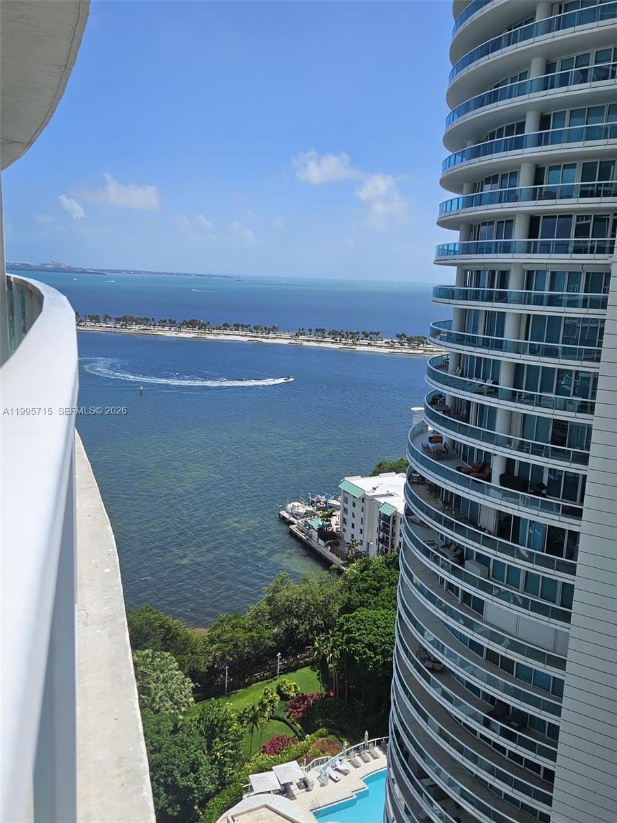 2101 Brickell Ave #2111, Miami FL 33129