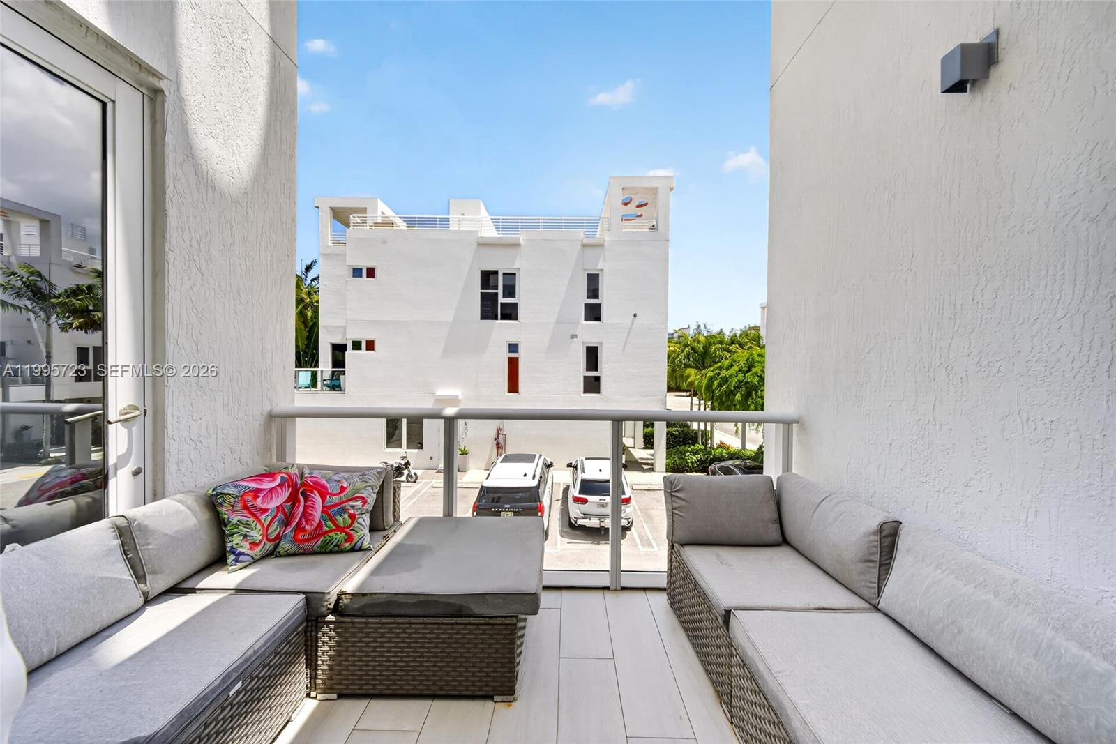 455 NE 39th St #113, Miami FL 33137