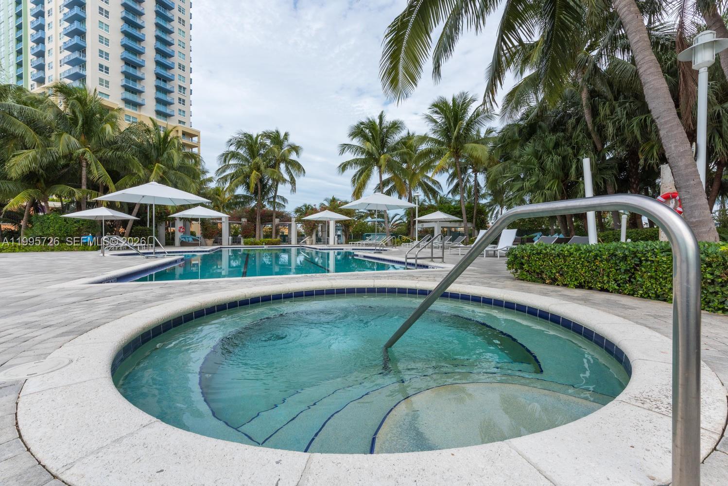 1000 S Pointe Drive #905, Miami Beach FL 33139