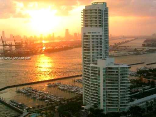 1000 S Pointe Drive #905, Miami Beach FL 33139