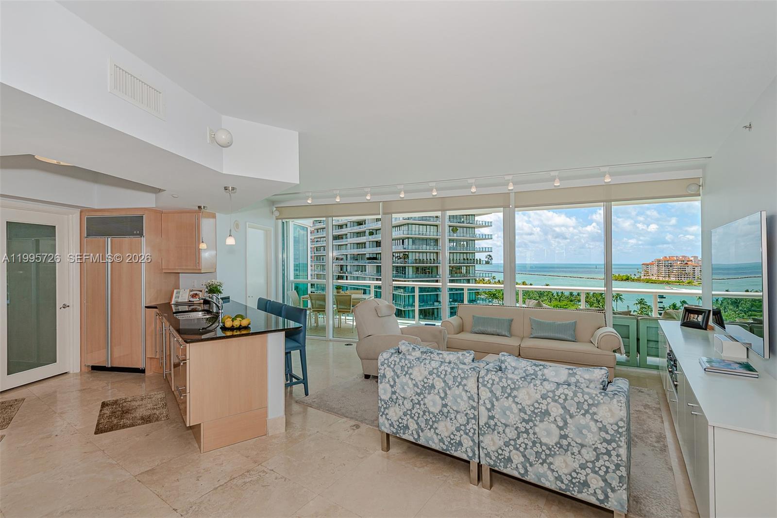 1000 S Pointe Drive #905, Miami Beach FL 33139