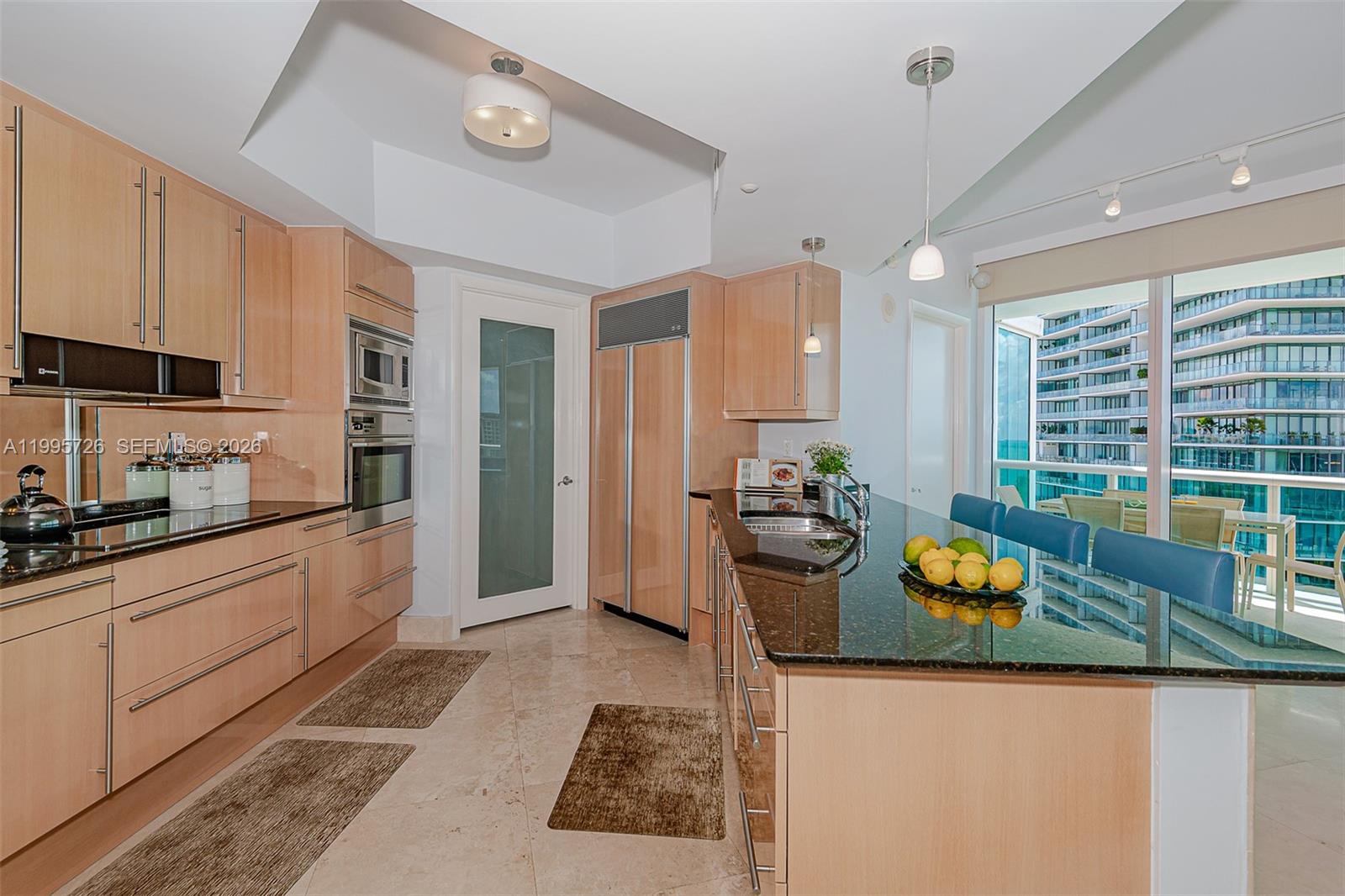 1000 S Pointe Drive #905, Miami Beach FL 33139