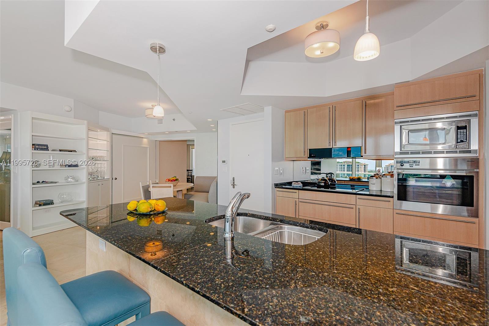 1000 S Pointe Drive #905, Miami Beach FL 33139