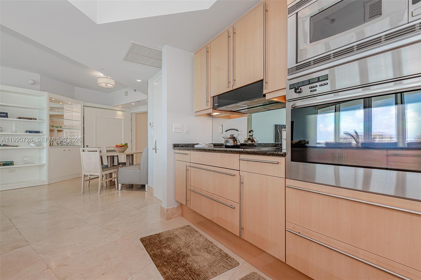 1000 S Pointe Drive #905, Miami Beach FL 33139