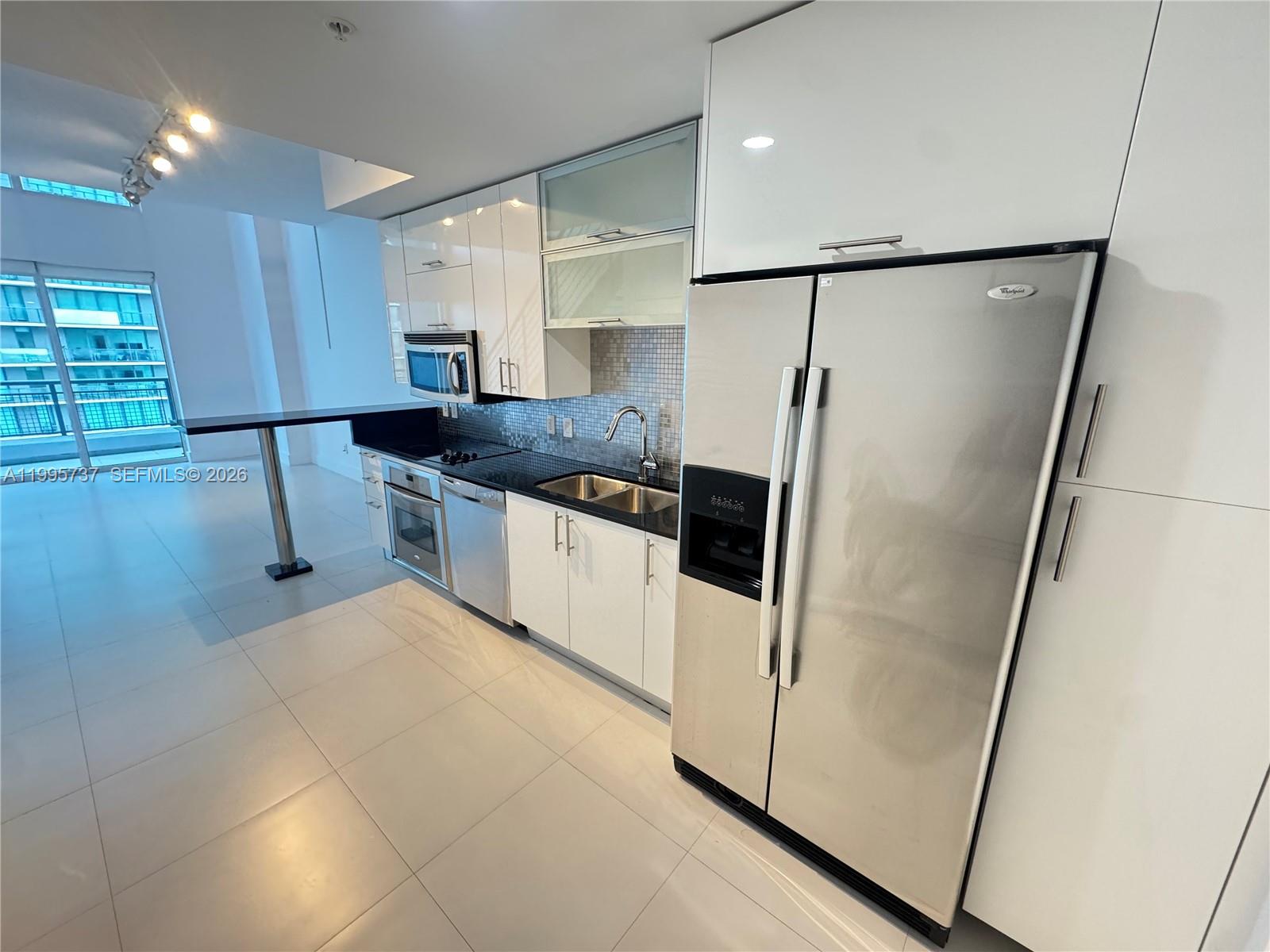 60 SW 13th St #2606, Miami FL 33130