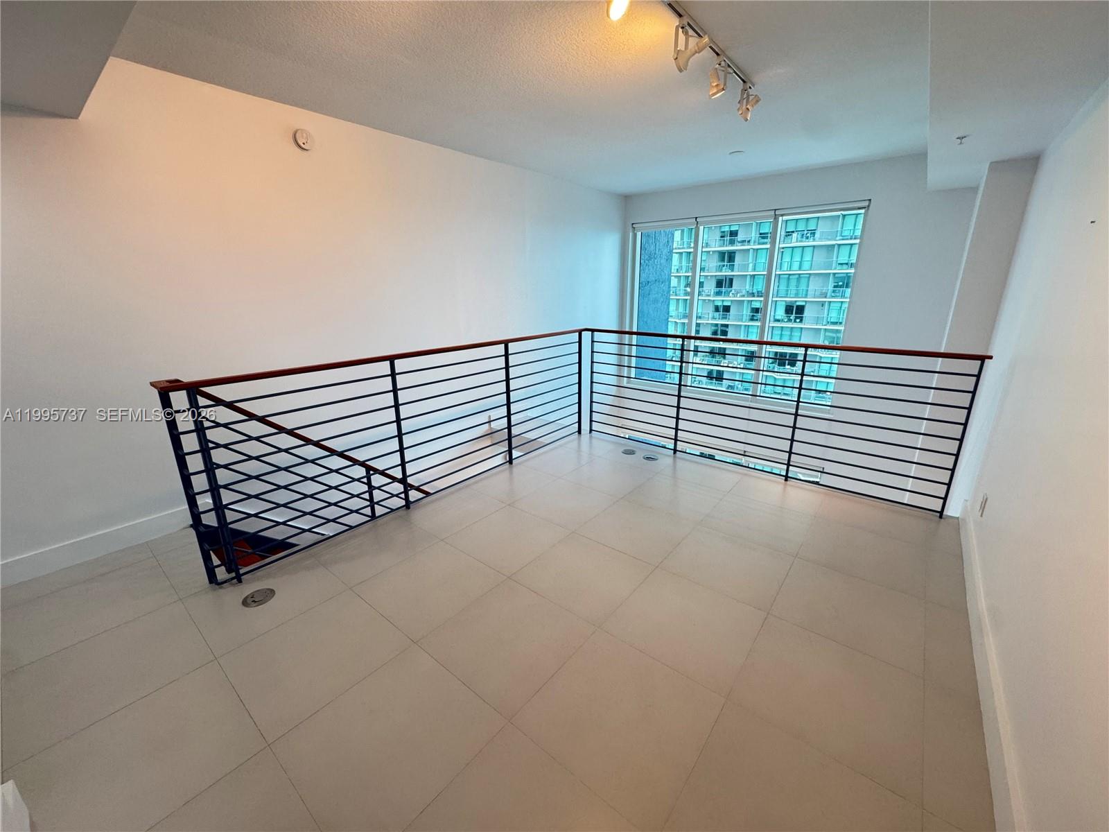 60 SW 13th St #2606, Miami FL 33130