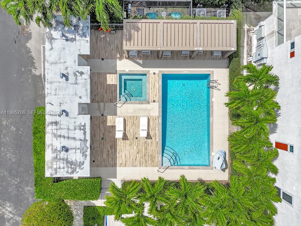 455 NE 39th St #205, Miami FL 33137
