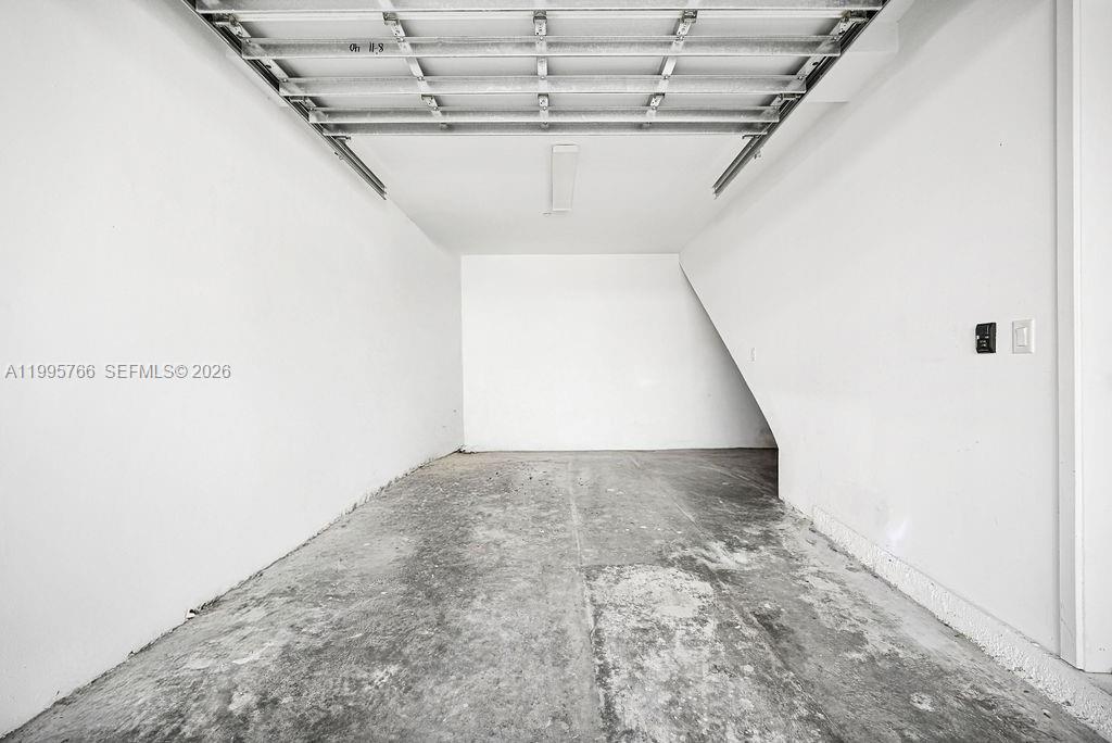 455 NE 39th St #205, Miami FL 33137