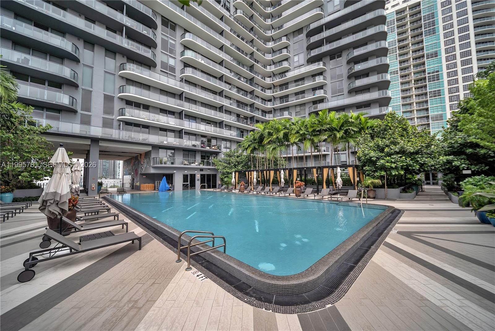 121 NE 34th St #L606, Miami FL 33137