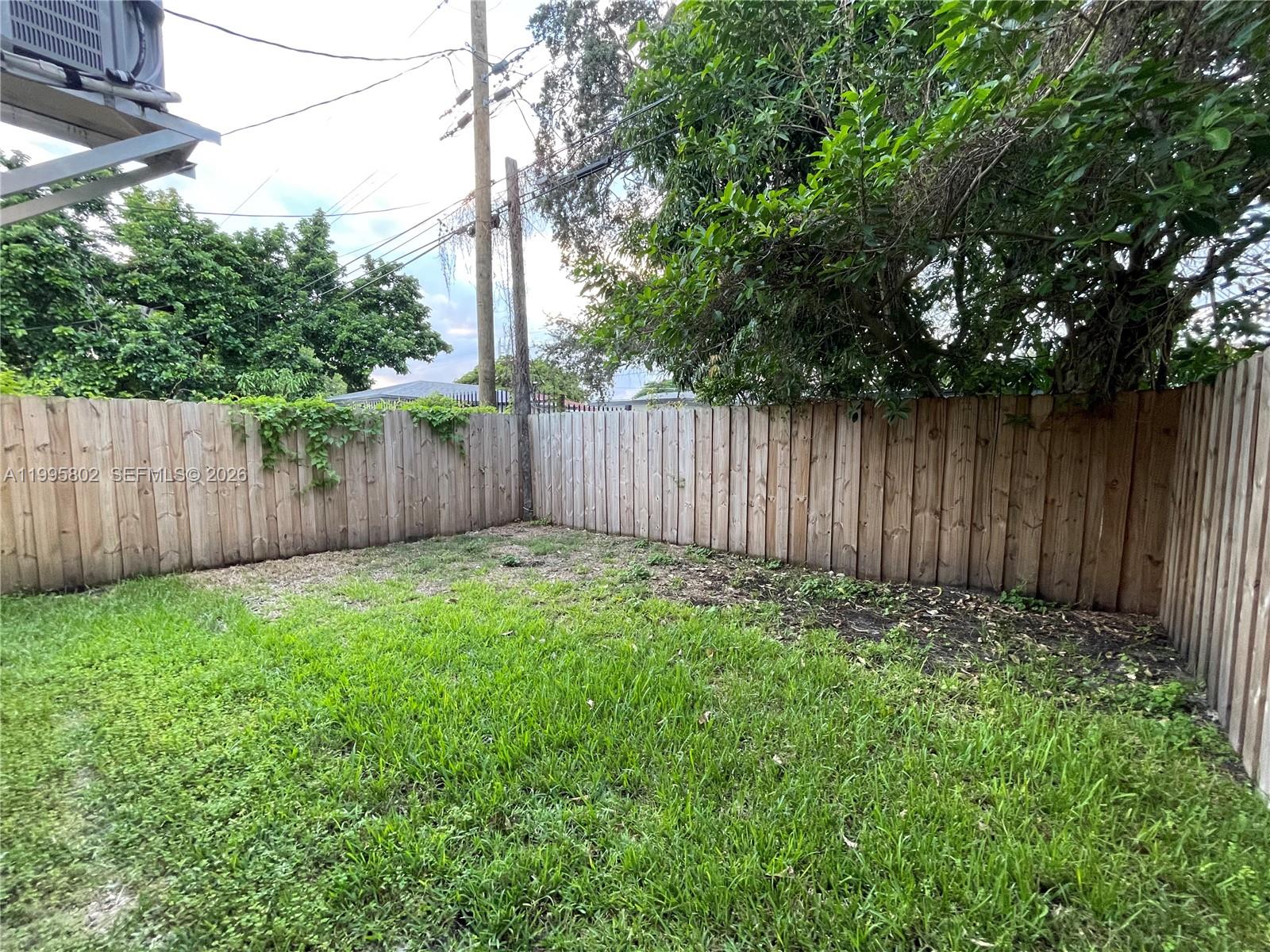 1531 NW 55th Ter #1533, Miami FL 33142