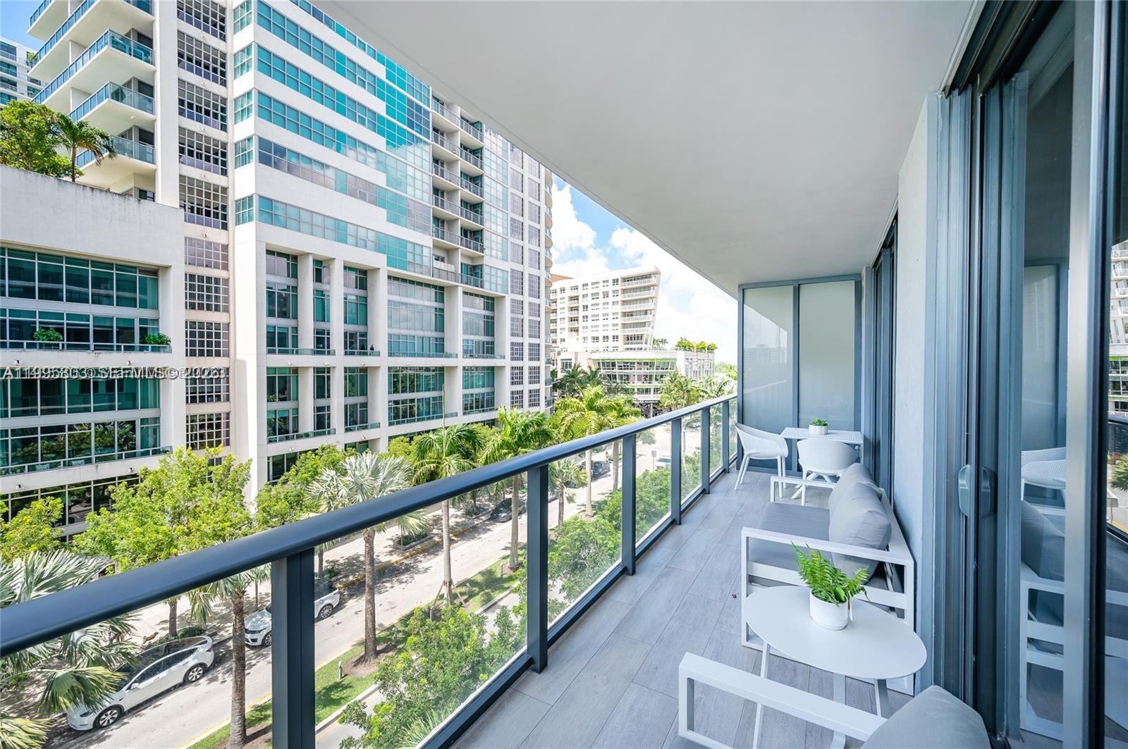 121 NE 34th St #L402, Miami FL 33137