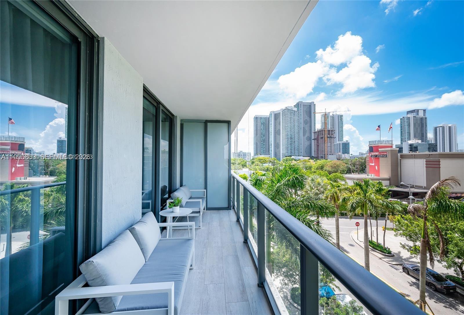 121 NE 34th St #L402, Miami FL 33137