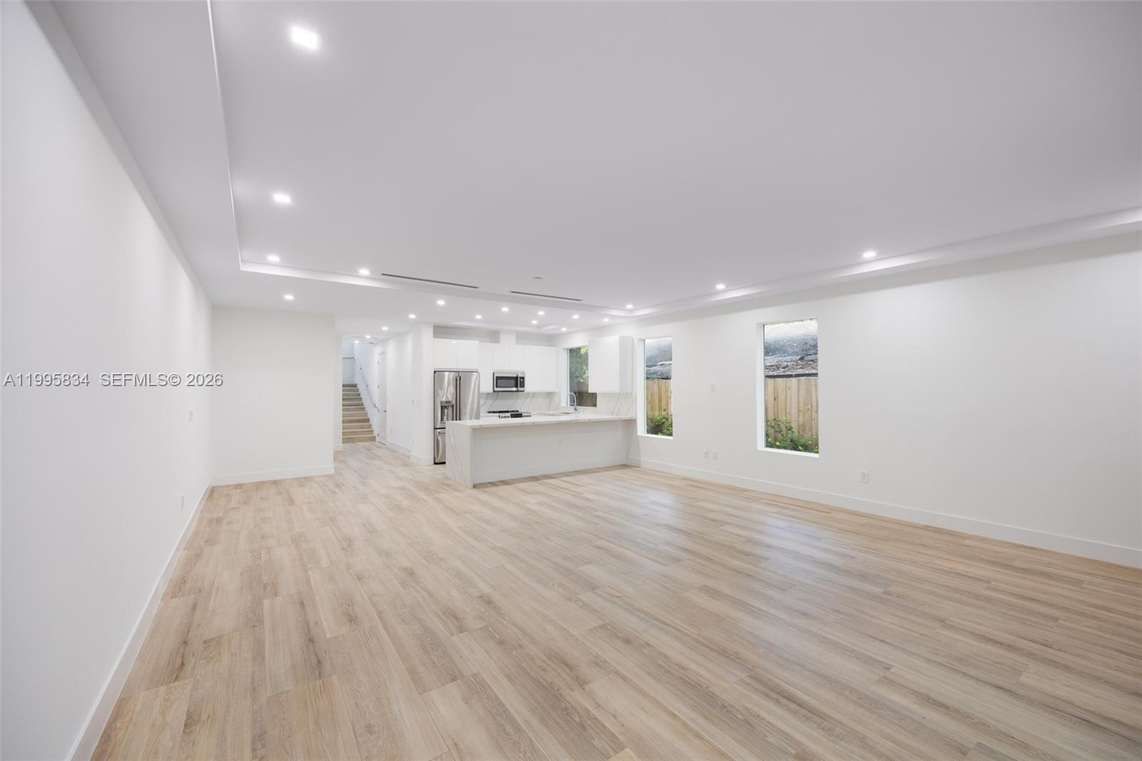 3164 Plaza St, Coconut Grove FL 33133