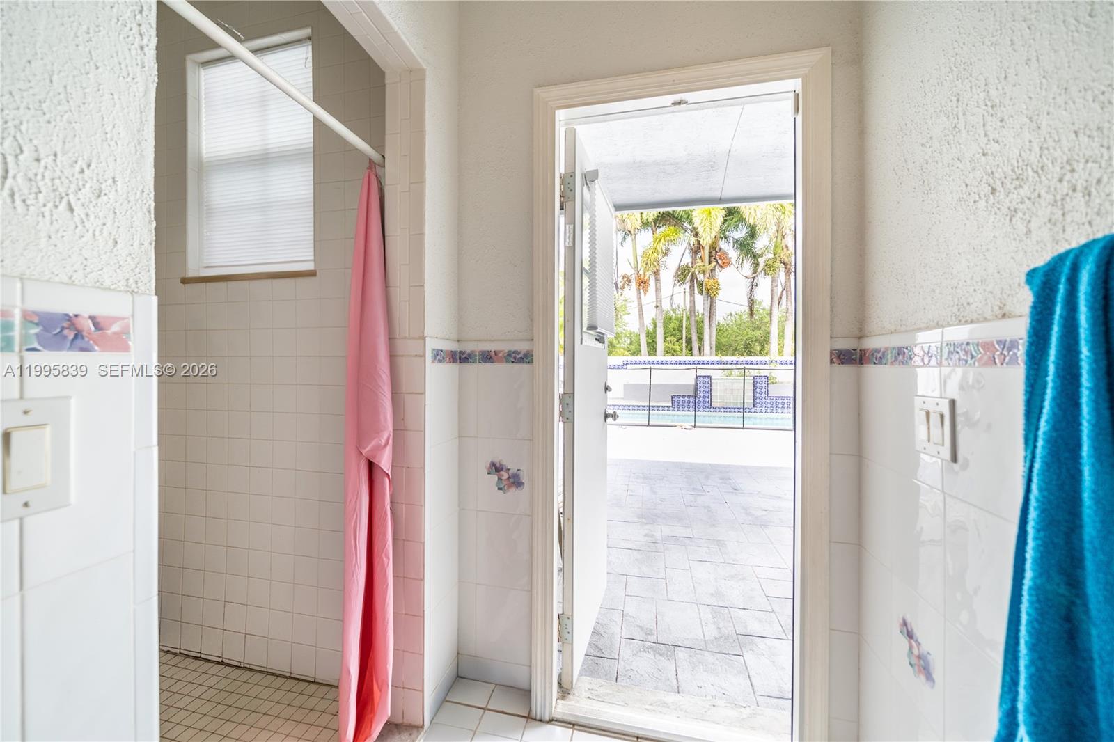 5303 SW 111th Ter, Davie FL 33328
