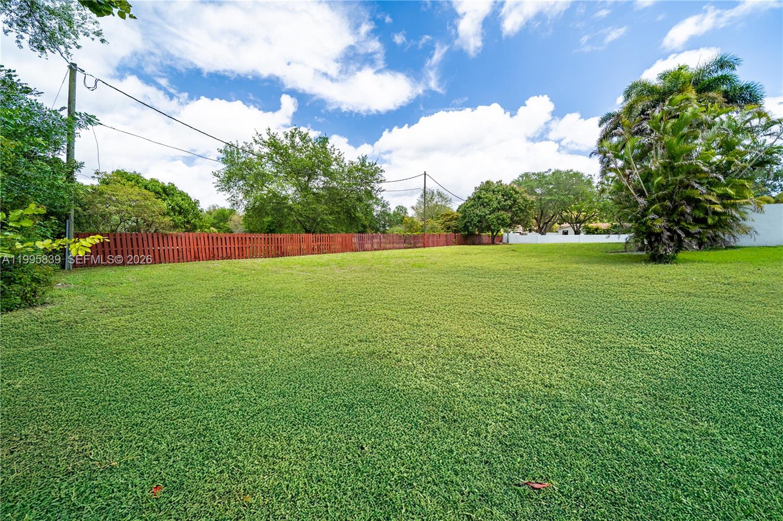5303 SW 111th Ter, Davie FL 33328
