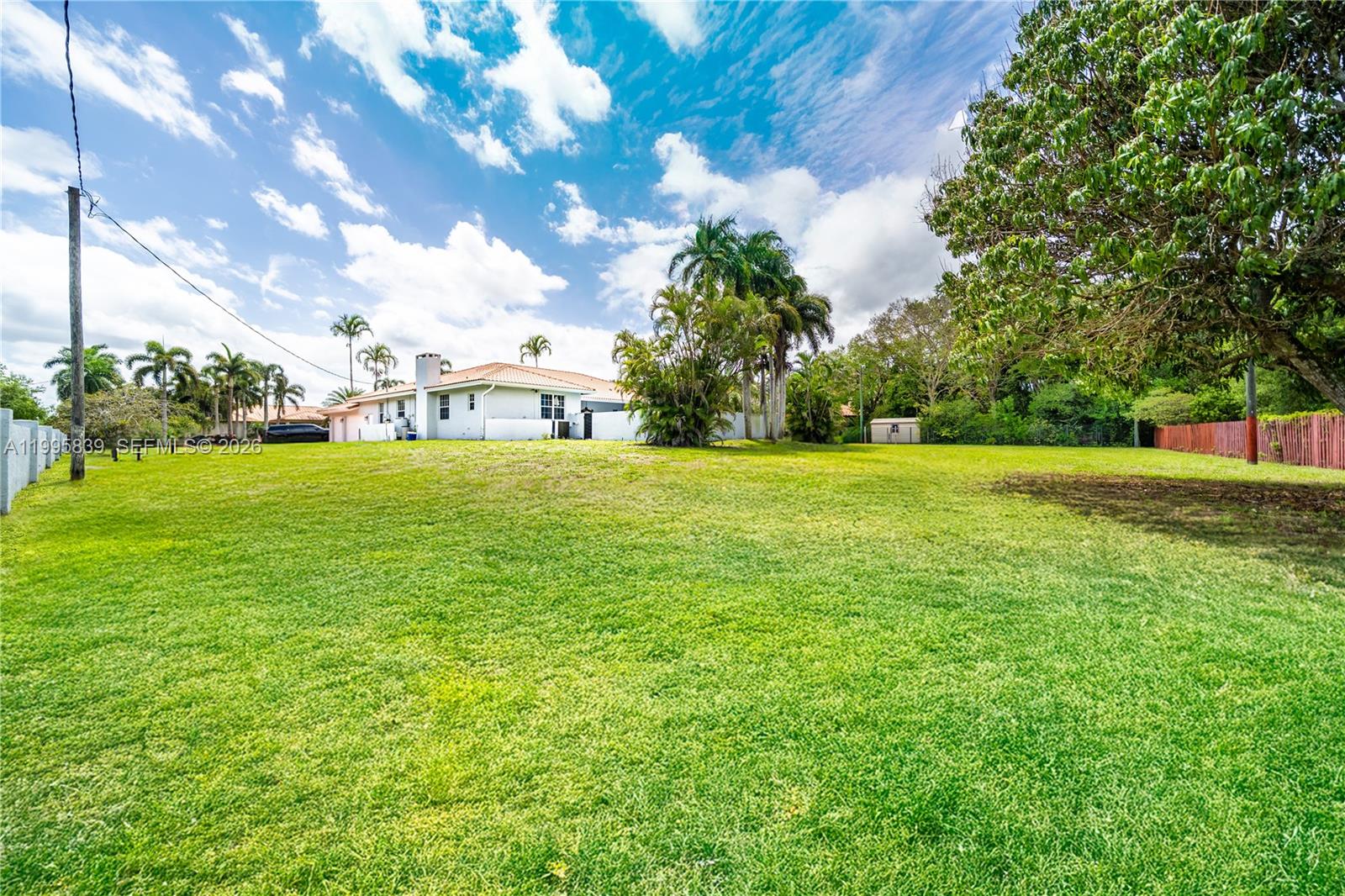 5303 SW 111th Ter, Davie FL 33328