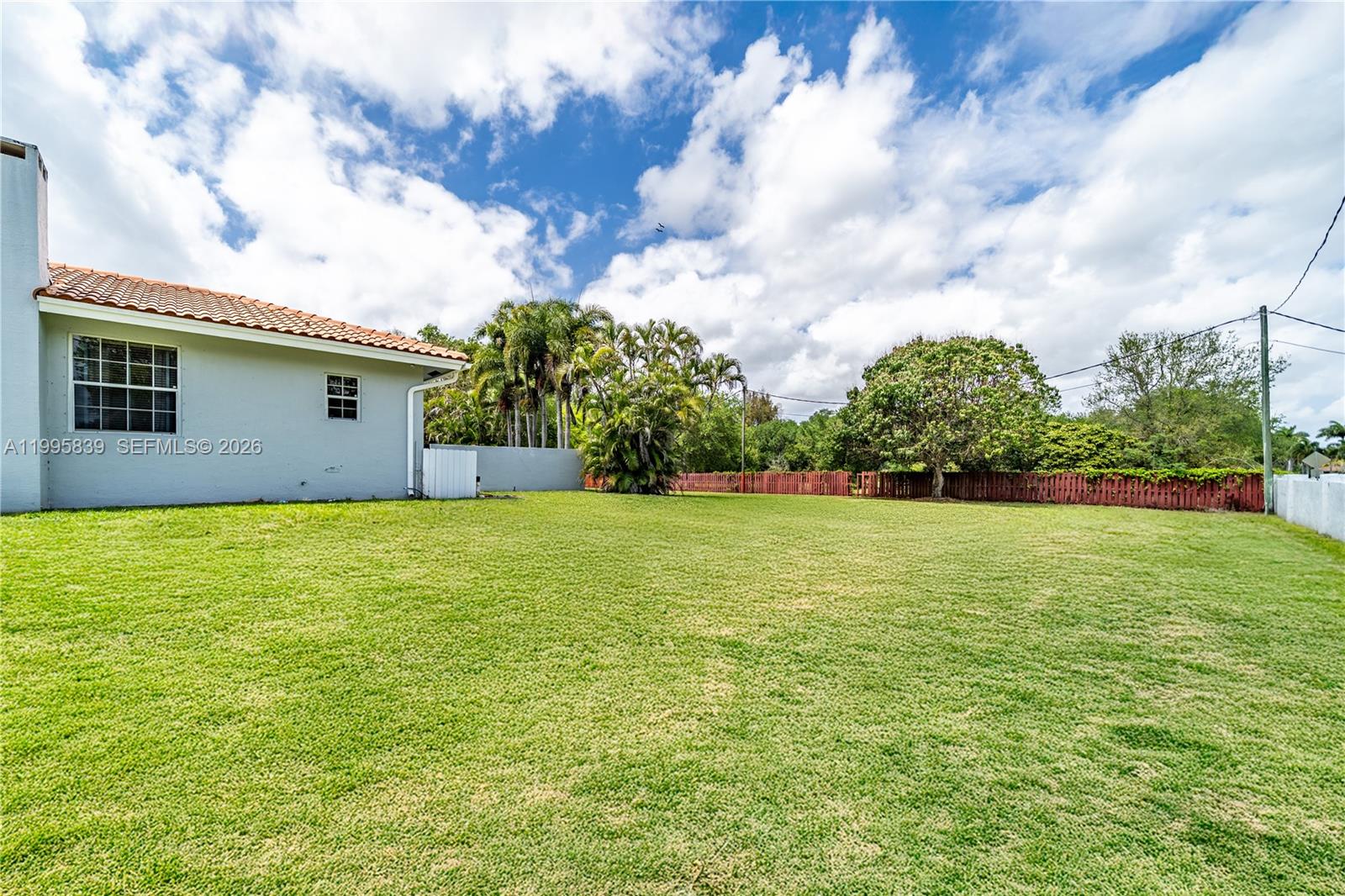 5303 SW 111th Ter, Davie FL 33328