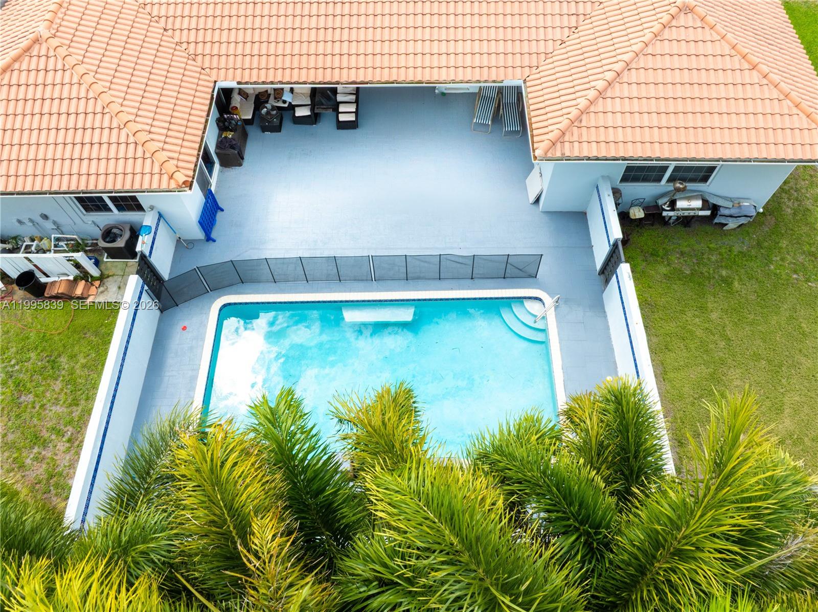 5303 SW 111th Ter, Davie FL 33328