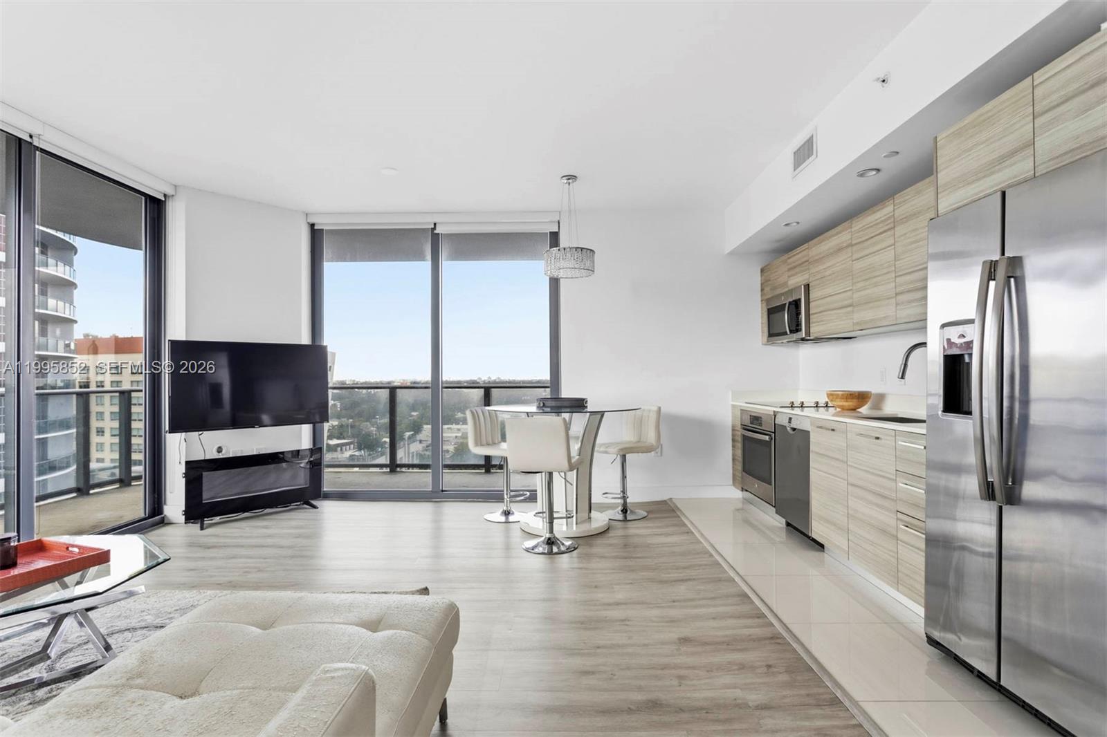 121 NE 34th St #1001, Miami FL 33137