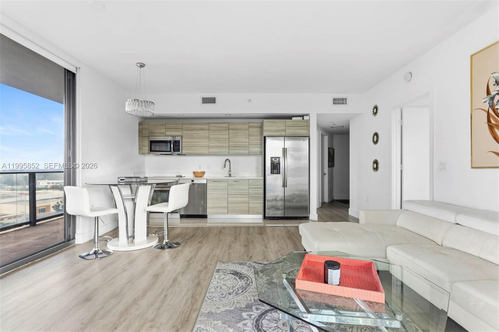 121 NE 34th St #1001, Miami FL 33137