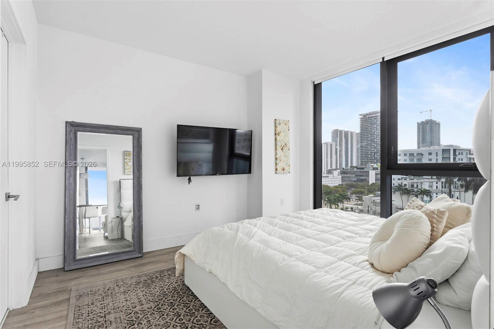 121 NE 34th St #1001, Miami FL 33137